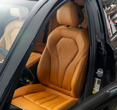BMW Seria 5 cena 169000 przebieg: 78600, rok produkcji 2017 z Narol małe 46
